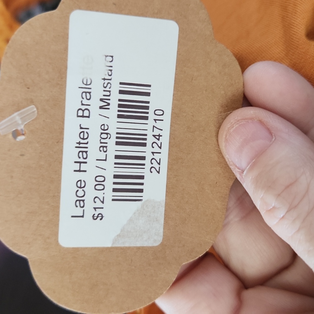 Zenna Outfitters 4/$10 - Picture 6 of 9